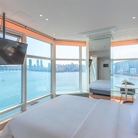 Hotel Marine View Пусан Екстериор снимка