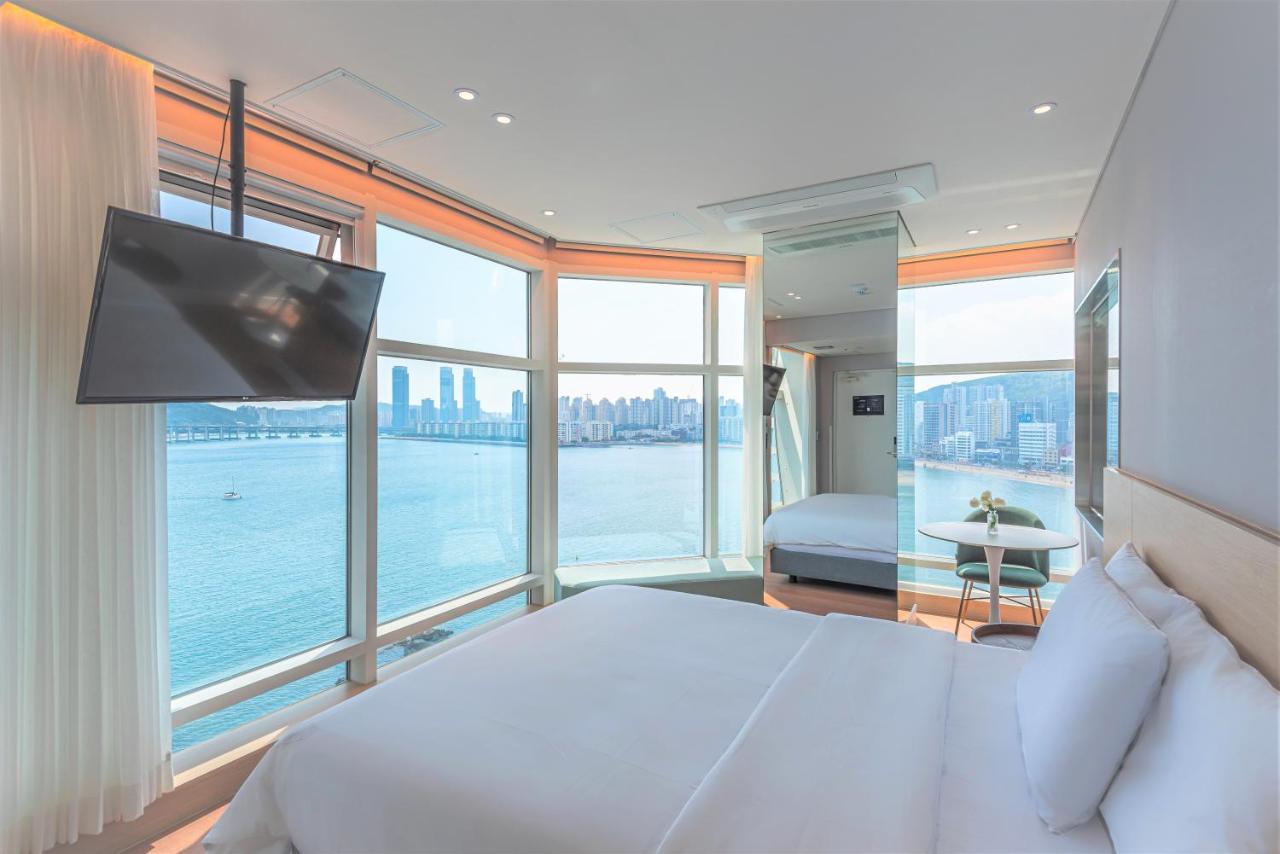 Hotel Marine View Пусан Екстериор снимка