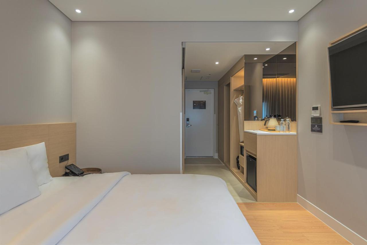 Hotel Marine View Пусан Екстериор снимка
