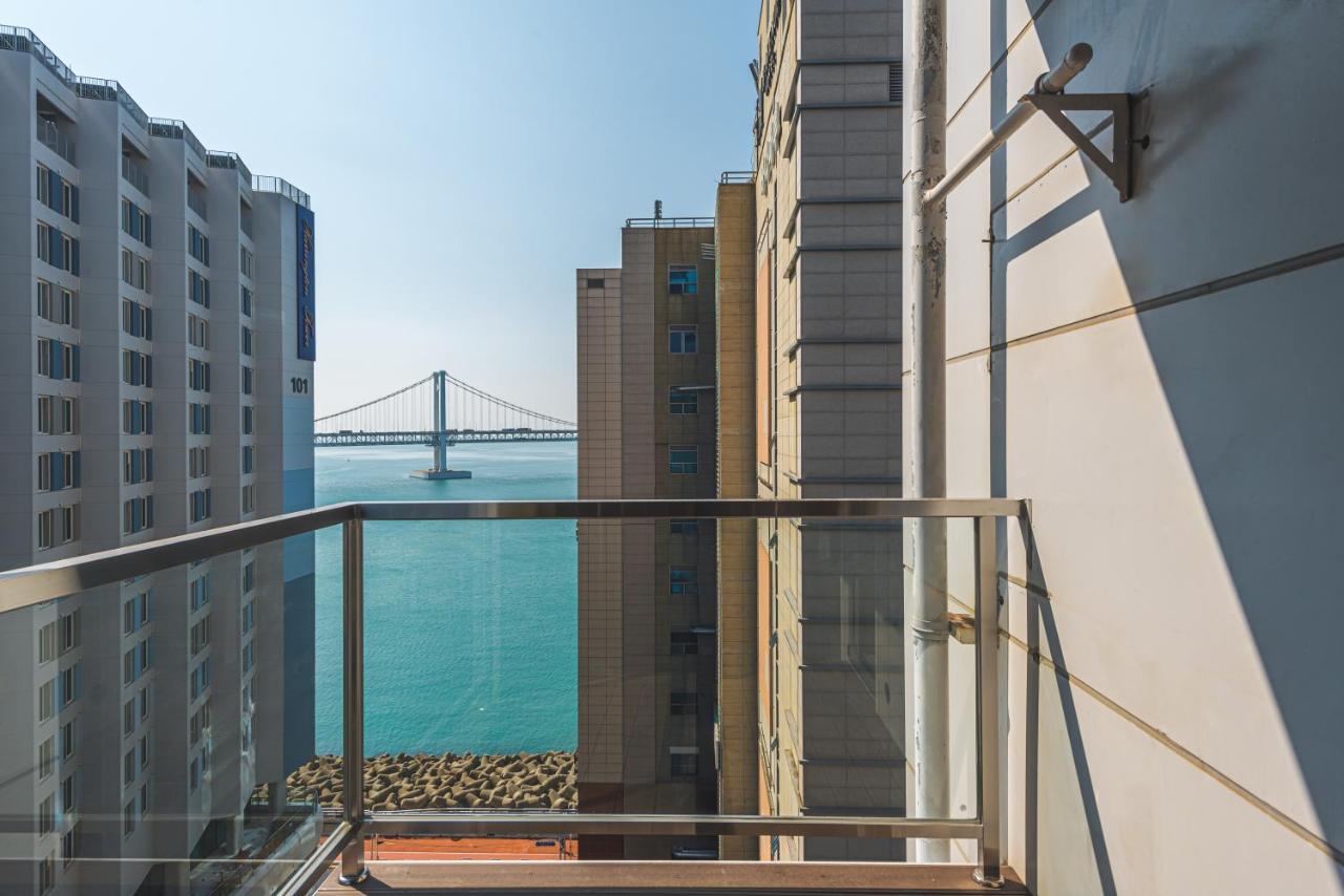 Hotel Marine View Пусан Екстериор снимка